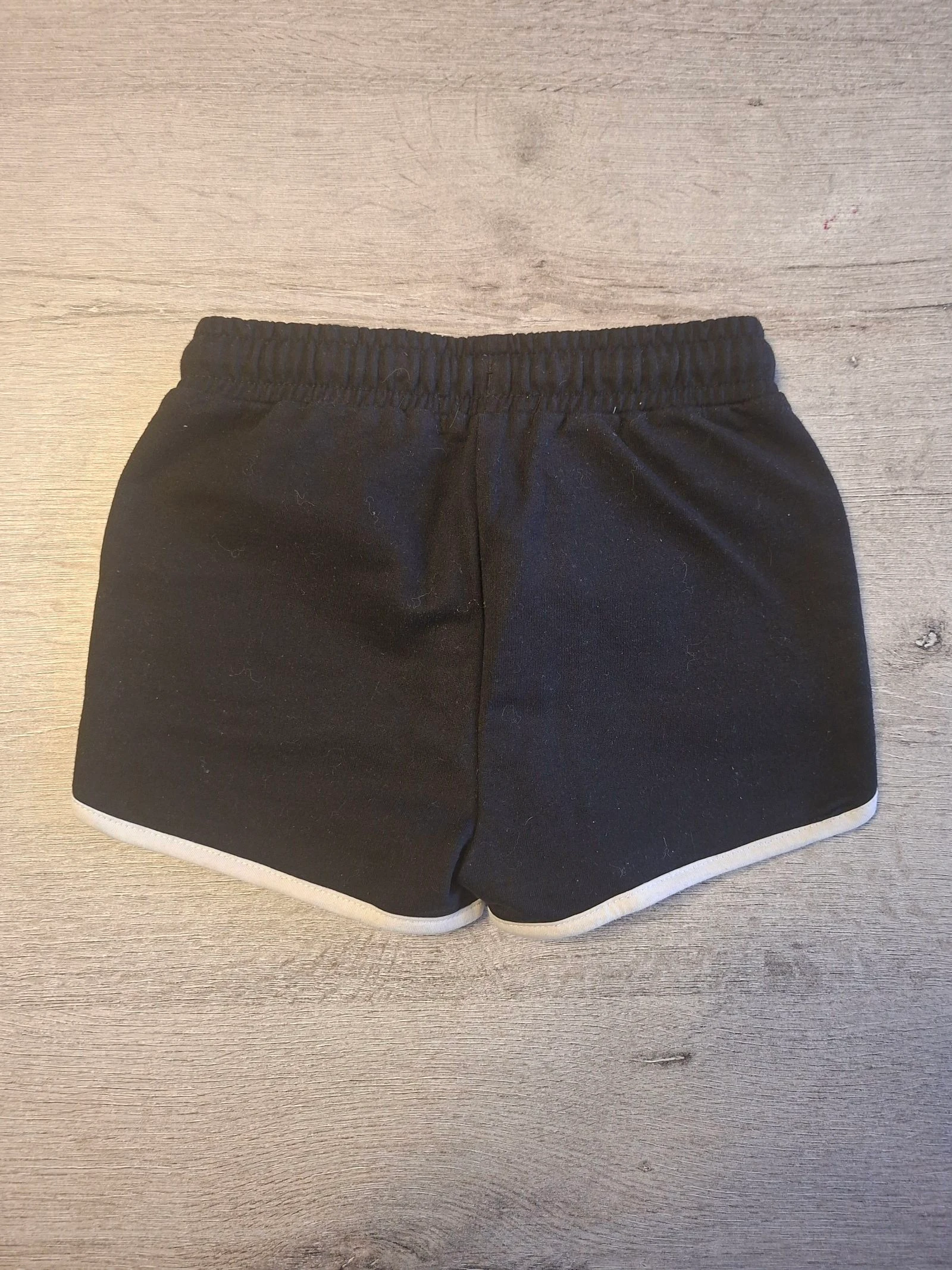 🌷F3-49🌷Short de deporte PRIMARK CARE negro – Talla 6/7 años (122 cm) | Confort, estilo e indispensable para el día a día🌷 – photo 4
